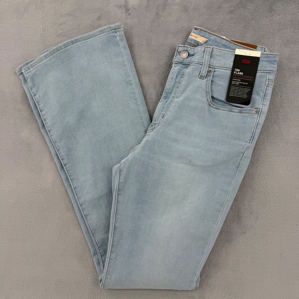 Levi's Light Blue Flare Jeans - Women's
